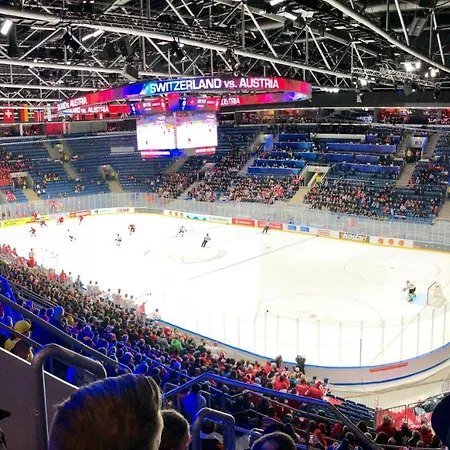 Little Romance In Apartament